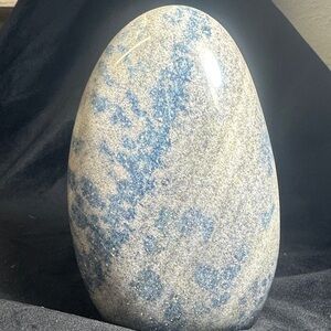 Beautiful K2 Freeform 2.02lbs 5” x 4” x1 3/4” blue is from raindrop azurite